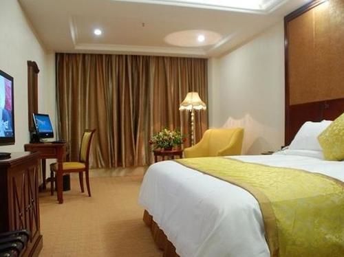 Vienna Hotel Shenzhen Pingdi Exterior photo